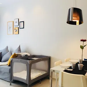 Robertson Apartment